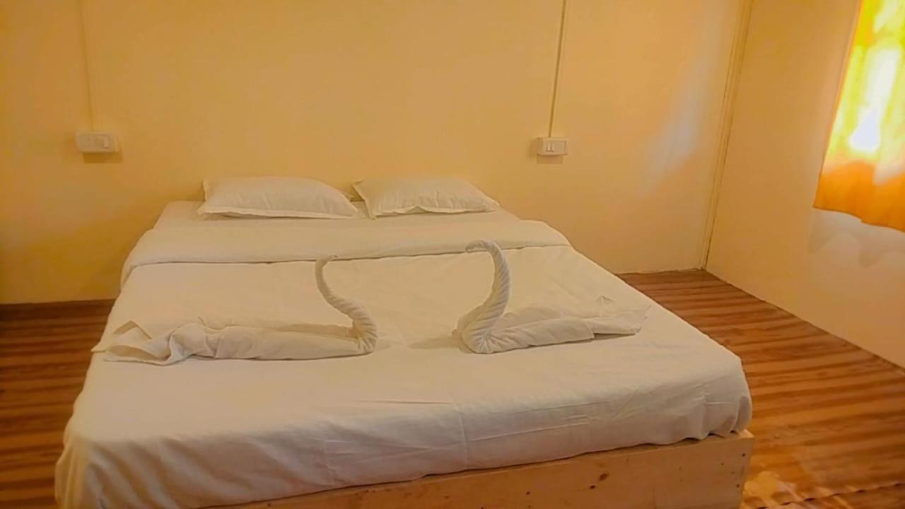 Shantaram Beach Huts Arambol Quarto foto