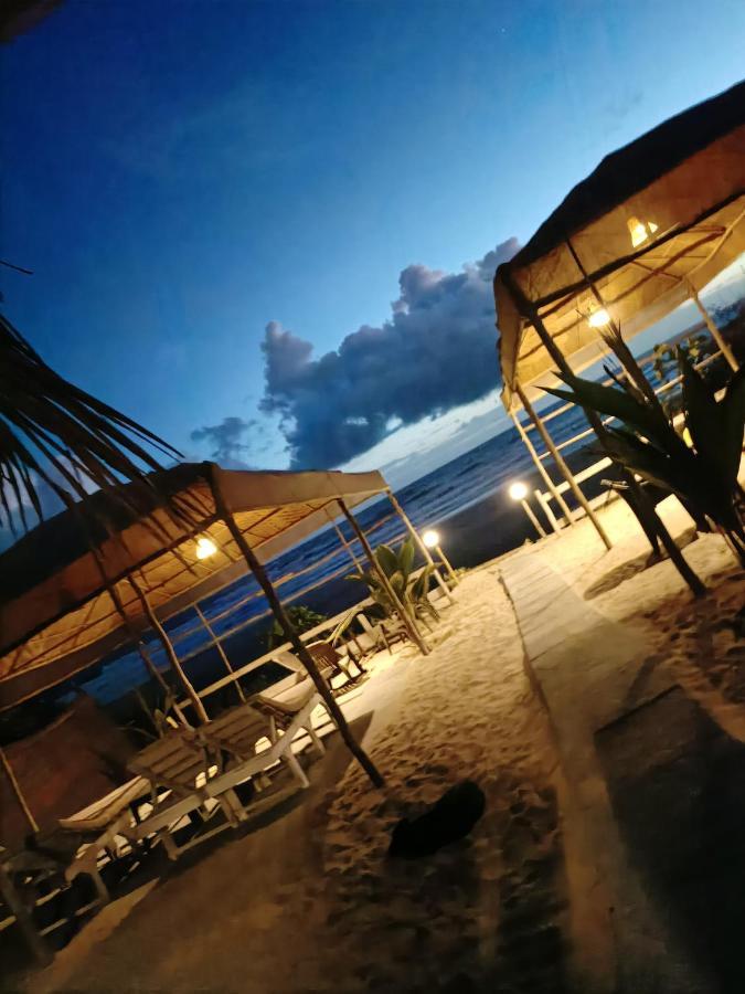 Shantaram Beach Huts Arambol Exterior foto